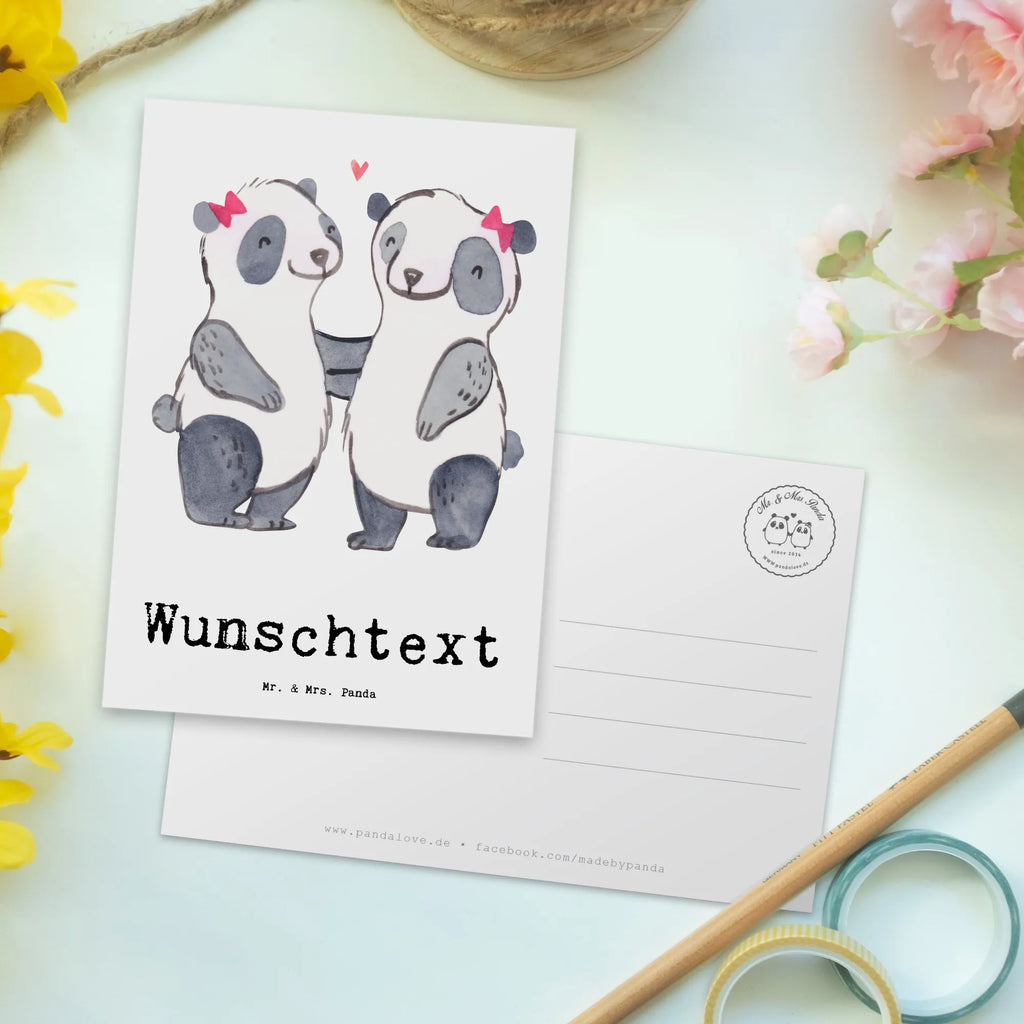 Personalisierte Postkarte Panda Beste Schwester der Welt Postkarte mit Namen, Postkarte bedrucken, Postkarte mit Wunschtext, Postkarte personalisierbar, Geschenkkarte mit Namen, Grußkarte mit Namen, Karte mit Namen, Einladung mit Namen, Ansichtskarte mit Namen, Geschenkkarte mit Wunschtext, Grußkarte mit Wunschtext, Karte mit Wunschtext, Einladung mit Wunschtext, Ansichtskarte mit Wunschtext, für, Dankeschön, Geschenk, Schenken, Geburtstag, Geburtstagsgeschenk, Geschenkidee, Danke, Bedanken, Mitbringsel, Freude machen, Geschenktipp, Schwestern, Schwester, Geschwister, Schwesterherz, Sister, Familie, Kleinigkeit, Beste, Tochter, Liebe, Kinder