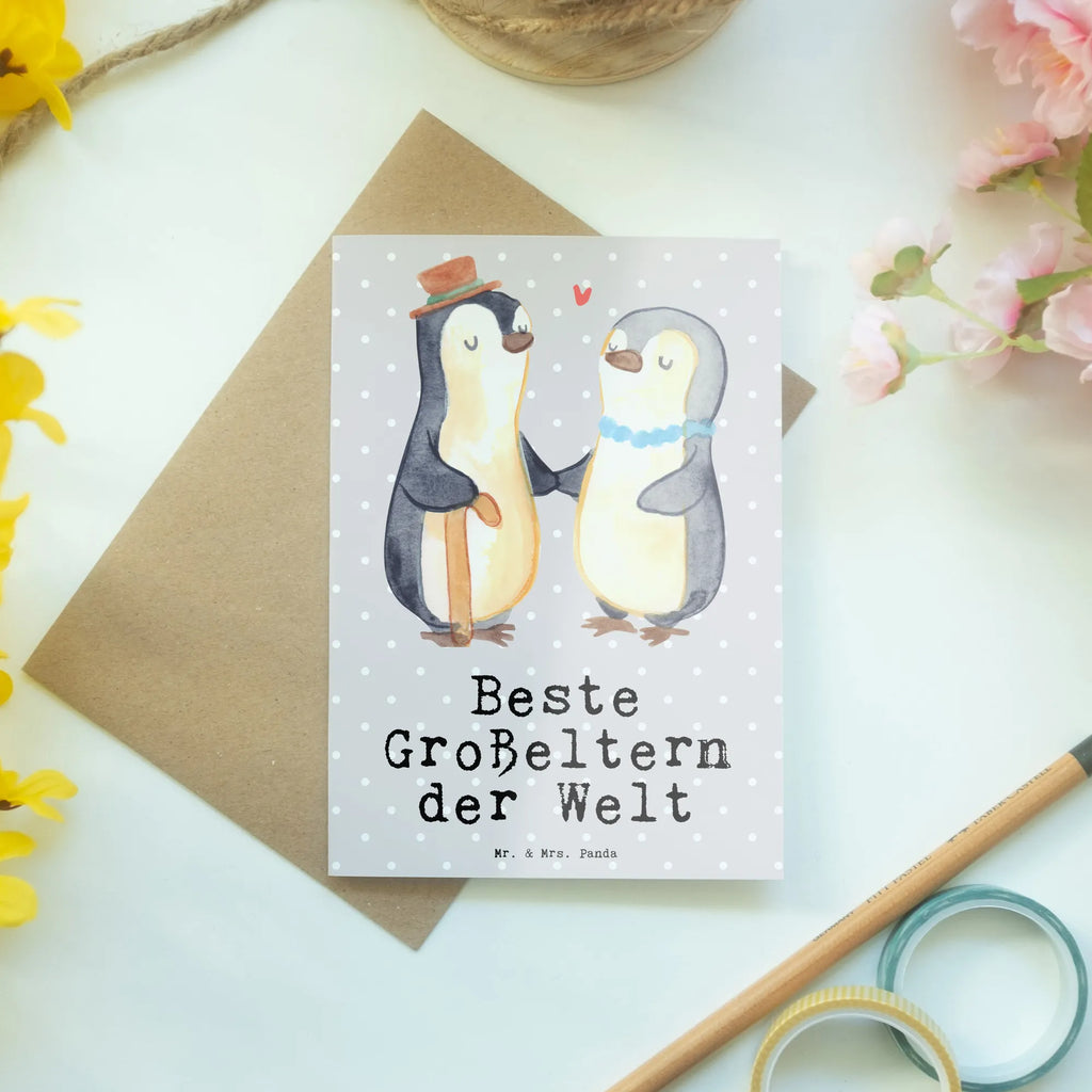 Grußkarte Pinguin Beste Großeltern der Welt Grußkarte, Klappkarte, Einladungskarte, Glückwunschkarte, Hochzeitskarte, Geburtstagskarte, Karte, Ansichtskarten, für, Dankeschön, Geschenk, Schenken, Geburtstag, Geburtstagsgeschenk, Geschenkidee, Danke, Bedanken, Mitbringsel, Freude machen, Geschenktipp, Großeltern, Grosseltern, Großmutter, Großvater, Opa, Omi, Oma, Opi. Großpapa, Großmama, Enkel, Enkelin, Enkelkind, Kleinigkeit, Omma, Ommi, Oppa, Oppi, Bester