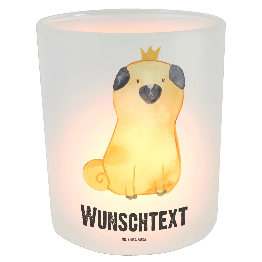 Personalisiertes Windlicht Mops Krone Personalisiertes Windlicht, Personalisiertes Windlicht Glas, Personalisiertes Teelichtglas, Personalisierter Teelichthalter, Personalisiertes Kerzenglas, Personalisierte Kerze, Personalisiertes Teelicht, Windlicht mit Namen, Windlicht Glas mit Namen, Teelichtglas mit Namen, Teelichthalter mit Namen, Teelichter mit Namen, Kerzenglas mit Namen, Kerze mit Namen, Teelicht mit Namen, Namenspersonalisierung, Name, selbst gestalten, Wunschtext, Bedrucken, Hund, Hundemotiv, Haustier, Hunderasse, Tierliebhaber, Hundebesitzer, Sprüche, Mops, allergisch, kinderlos, Hausregel, Hundebesitzer. Spruch, lustig