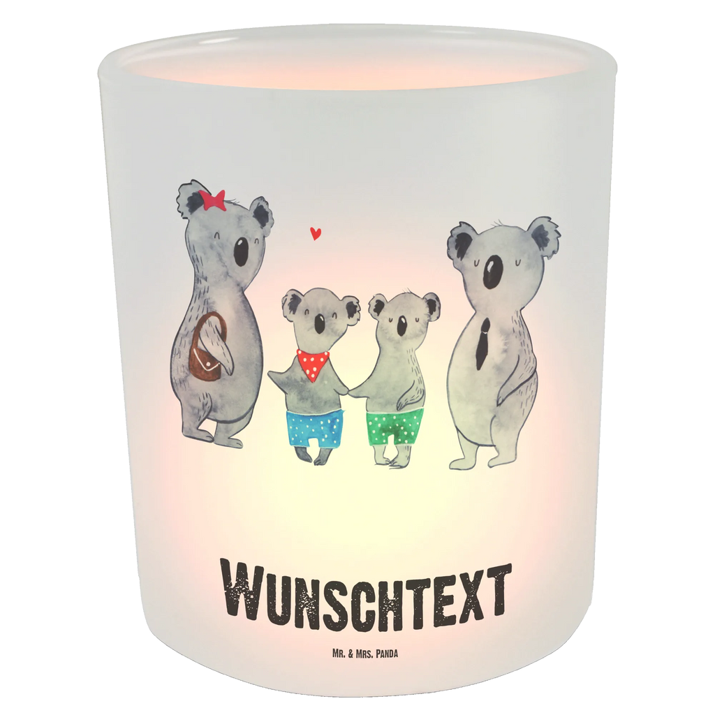 Personalisiertes Windlicht Koala Familie zwei Personalisiertes Windlicht, Personalisiertes Windlicht Glas, Personalisiertes Teelichtglas, Personalisierter Teelichthalter, Personalisiertes Kerzenglas, Personalisierte Kerze, Personalisiertes Teelicht, Windlicht mit Namen, Windlicht Glas mit Namen, Teelichtglas mit Namen, Teelichthalter mit Namen, Teelichter mit Namen, Kerzenglas mit Namen, Kerze mit Namen, Teelicht mit Namen, Namenspersonalisierung, Name, selbst gestalten, Wunschtext, Bedrucken, Familie, Vatertag, Muttertag, Bruder, Schwester, Mama, Papa, Oma, Opa, Koala, Koalabär, beste Familie, Familienzeit, Familienleben, Koalafamilie, Lieblingsfamilie