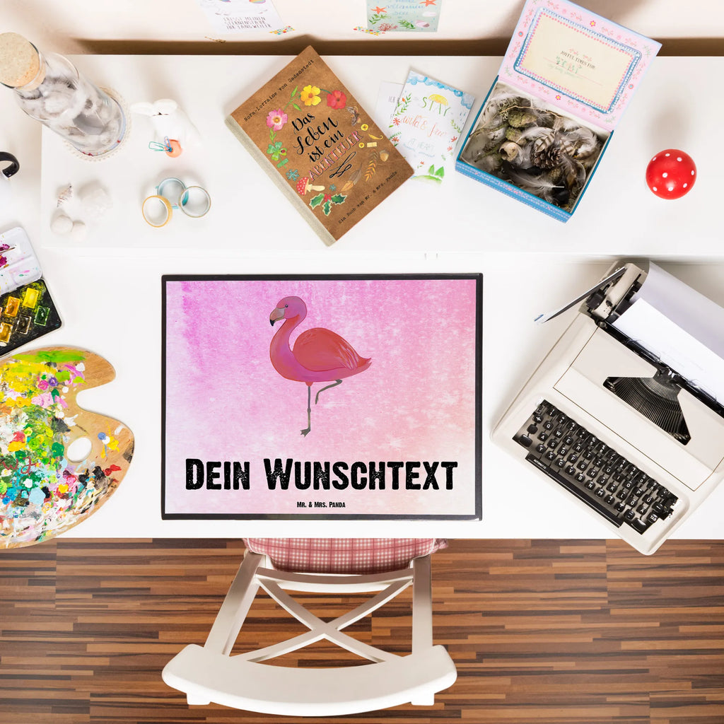 Personalisierte Schreibtischunterlage Flamingo classic Personalisierte Schreibunterlage, Personalisierte Schreibtischauflage, Personalisierte Schreibtisch Unterlagen, Schreibunterlage mit Namen, Schreibtischauflage mit Namen, Schreibtisch Unterlagen mit Namen, Selbst gestalten, Namensaufdruck, Namenspersonalisierung, Flamingo, Einzigartig, Selbstliebe, Stolz, ich, für mich, Spruch, Freundin, Freundinnen, Außenseiter, Sohn, Tochter, Geschwister