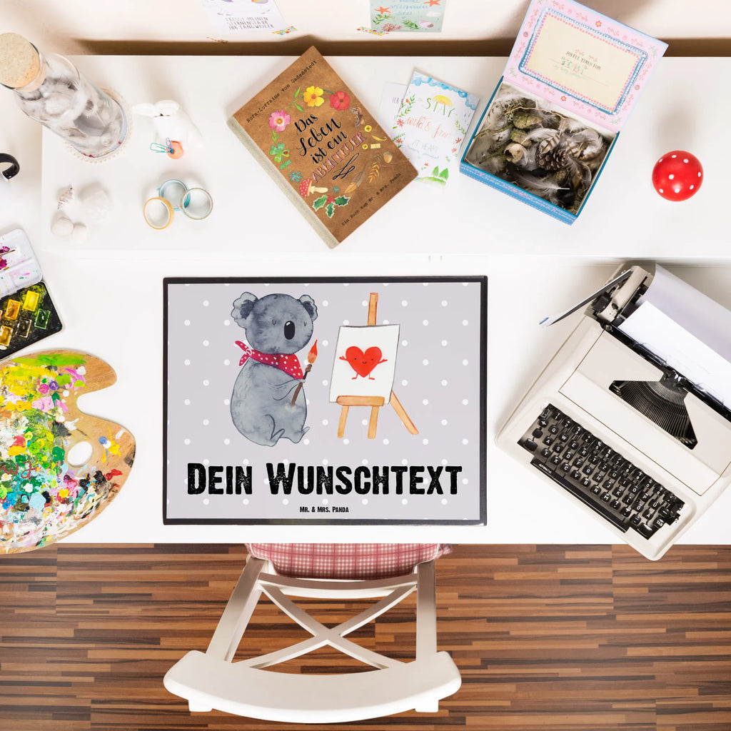 Personalisierte Schreibtischunterlage Koala Künstler Personalisierte Schreibunterlage, Personalisierte Schreibtischauflage, Personalisierte Schreibtisch Unterlagen, Schreibunterlage mit Namen, Schreibtischauflage mit Namen, Schreibtisch Unterlagen mit Namen, Selbst gestalten, Namensaufdruck, Namenspersonalisierung, Koala, Koalabär, Liebe, Liebensbeweis, Liebesgeschenk, Gefühle, Künstler, zeichnen