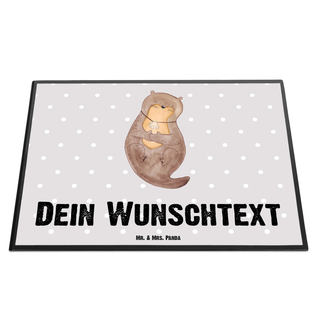 Personalisierte Schreibtischunterlage Otter mit Muschelmedaillon Personalisierte Schreibunterlage, Personalisierte Schreibtischauflage, Personalisierte Schreibtisch Unterlagen, Schreibunterlage mit Namen, Schreibtischauflage mit Namen, Schreibtisch Unterlagen mit Namen, Selbst gestalten, Namensaufdruck, Namenspersonalisierung, Otter, Fischotter, Seeotter, Otterliebe, grübeln, träumen, Motivation, Tagträumen, Büro