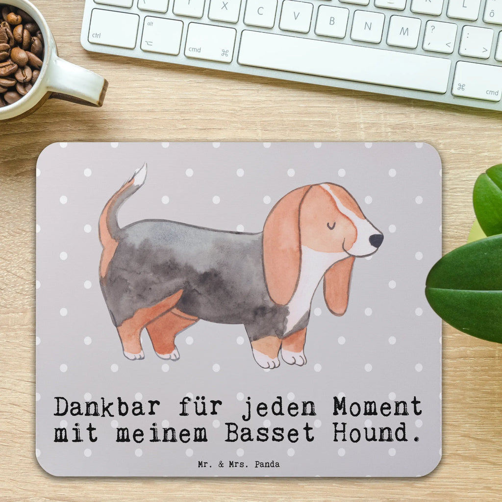 Mauspad Basset Hound Moment Mousepad, Computer zubehör, Büroausstattung, PC Zubehör, Arbeitszimmer, Mauspad, Einzigartiges Mauspad, Designer Mauspad, Mausunterlage, Mauspad Büro, Hund, Hunderasse, Rassehund, Hundebesitzer, Geschenk, Tierfreund, Schenken, Welpe, Basset Hound, Basset