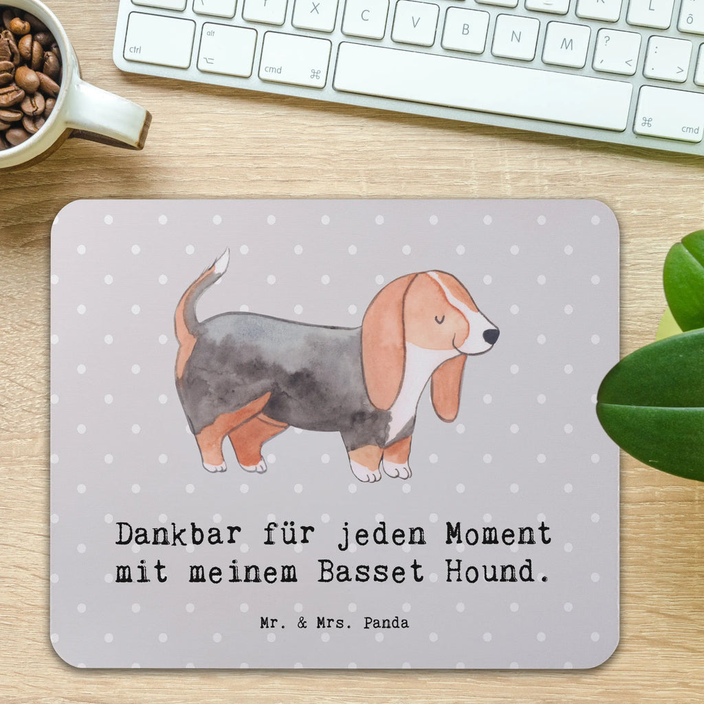 Mauspad Basset Hound Moment Mousepad, Computer zubehör, Büroausstattung, PC Zubehör, Arbeitszimmer, Mauspad, Einzigartiges Mauspad, Designer Mauspad, Mausunterlage, Mauspad Büro, Hund, Hunderasse, Rassehund, Hundebesitzer, Geschenk, Tierfreund, Schenken, Welpe, Basset Hound, Basset