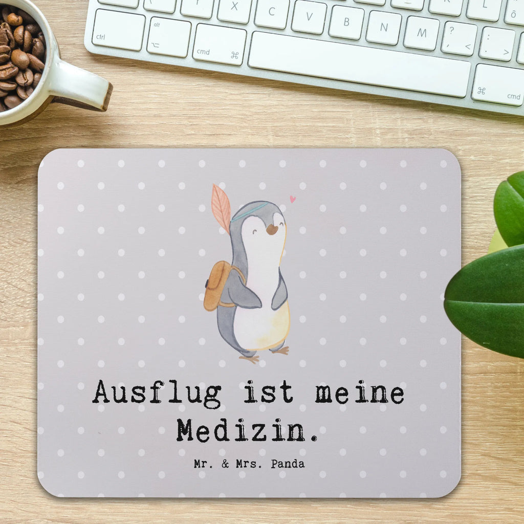 Mauspad Pinguin Ausflug Mousepad, Computer zubehör, Büroausstattung, PC Zubehör, Arbeitszimmer, Mauspad, Einzigartiges Mauspad, Designer Mauspad, Mausunterlage, Mauspad Büro, Geschenk, Sport, Sportart, Hobby, Schenken, Danke, Dankeschön, Auszeichnung, Gewinn, Sportler, Ausflüge machen, reisen, Ausflug, Ausflugsziele