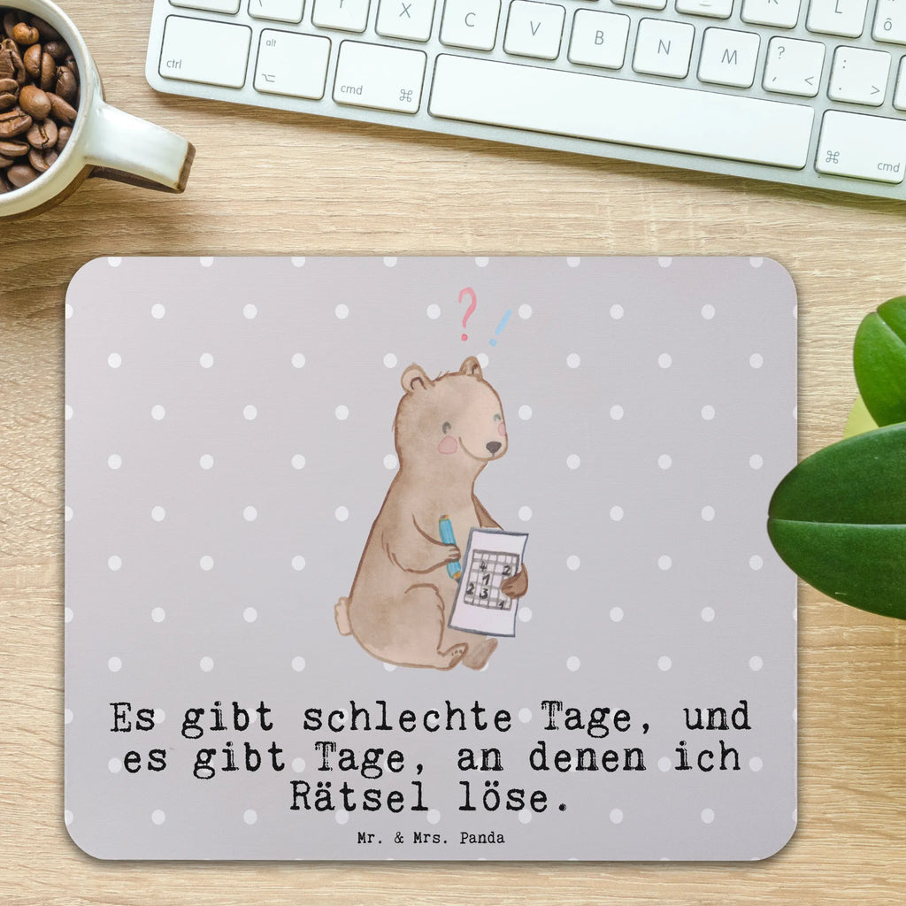 Mauspad Bär Rätsel lösen Mousepad, Computer zubehör, Büroausstattung, PC Zubehör, Arbeitszimmer, Mauspad, Einzigartiges Mauspad, Designer Mauspad, Mausunterlage, Mauspad Büro, Geschenk, Sport, Sportart, Hobby, Schenken, Danke, Dankeschön, Auszeichnung, Gewinn, Sportler, Rätsel lösen, Kreuzworträtsel lösen, Knobeln, Gedächtnistraining, Gedächtnissport