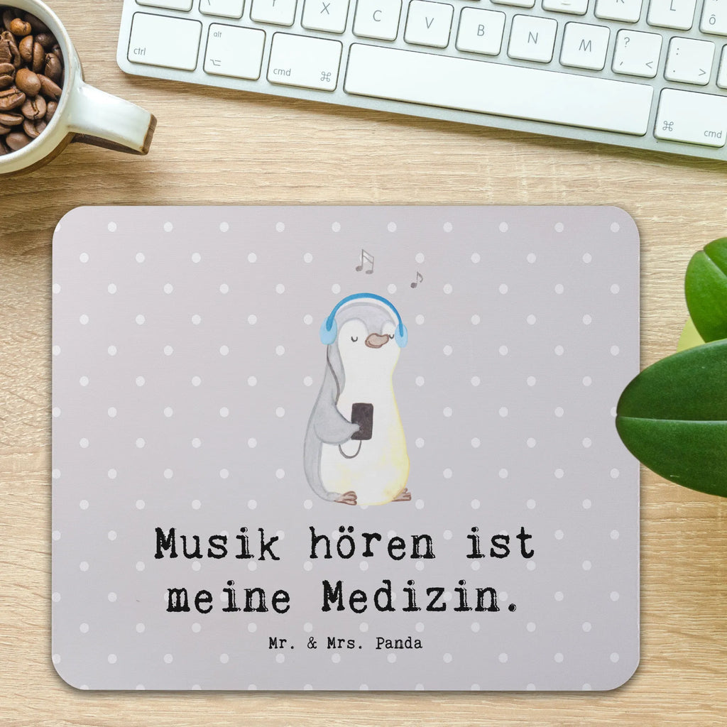 Mauspad Pinguin Musik hören Mousepad, Computer zubehör, Büroausstattung, PC Zubehör, Arbeitszimmer, Mauspad, Einzigartiges Mauspad, Designer Mauspad, Mausunterlage, Mauspad Büro, Geschenk, Sport, Sportart, Hobby, Schenken, Danke, Dankeschön, Auszeichnung, Gewinn, Sportler, Musik hören, Lieblingssong