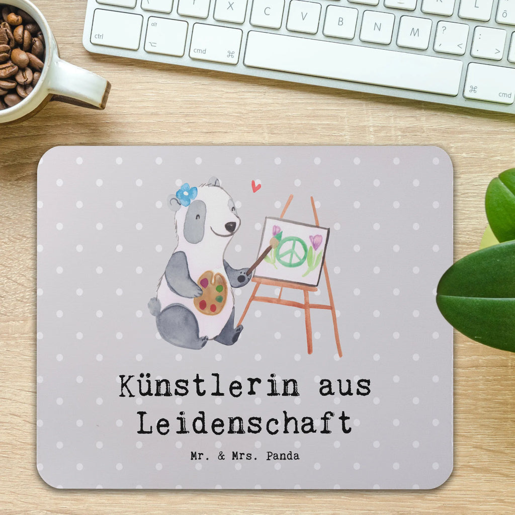 Mauspad Künstlerin aus Leidenschaft Mousepad, Computer zubehör, Büroausstattung, PC Zubehör, Arbeitszimmer, Mauspad, Einzigartiges Mauspad, Designer Mauspad, Mausunterlage, Mauspad Büro, Beruf, Ausbildung, Jubiläum, Abschied, Rente, Kollege, Kollegin, Geschenk, Schenken, Arbeitskollege, Mitarbeiter, Firma, Danke, Dankeschön, Künstlerin, Malerin, Kunstmalerin, Galerie Eröffnung, Kunstschule