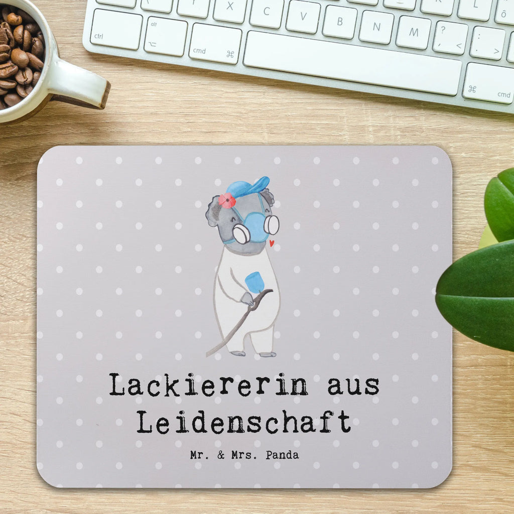 Mauspad Lackiererin aus Leidenschaft Mousepad, Computer zubehör, Büroausstattung, PC Zubehör, Arbeitszimmer, Mauspad, Einzigartiges Mauspad, Designer Mauspad, Mausunterlage, Mauspad Büro, Beruf, Ausbildung, Jubiläum, Abschied, Rente, Kollege, Kollegin, Geschenk, Schenken, Arbeitskollege, Mitarbeiter, Firma, Danke, Dankeschön, Lackiererin, Lackierermeisterin, Werkstatt Lackiererin, Gesellenprüfung