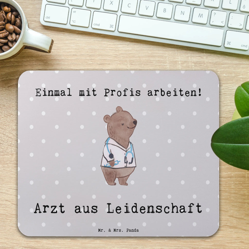 Mauspad Arzt aus Leidenschaft Mousepad, Computer zubehör, Büroausstattung, PC Zubehör, Arbeitszimmer, Mauspad, Einzigartiges Mauspad, Designer Mauspad, Mausunterlage, Mauspad Büro, Beruf, Ausbildung, Jubiläum, Abschied, Rente, Kollege, Kollegin, Geschenk, Schenken, Arbeitskollege, Mitarbeiter, Firma, Danke, Dankeschön, Arzt, Hausarzt, Mediziner, Doktor, Medizinstudium, Doktortitel, Arztpraxis