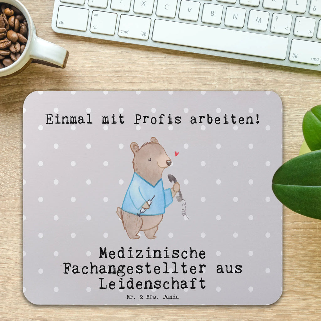 Mauspad Medizinische Fachangestellter aus Leidenschaft Mousepad, Computer zubehör, Büroausstattung, PC Zubehör, Arbeitszimmer, Mauspad, Einzigartiges Mauspad, Designer Mauspad, Mausunterlage, Mauspad Büro, Beruf, Ausbildung, Jubiläum, Abschied, Rente, Kollege, Kollegin, Geschenk, Schenken, Arbeitskollege, Mitarbeiter, Firma, Danke, Dankeschön, Arzthelfer, Medizinischer Fachangestellter, Sprechstundenhilfe