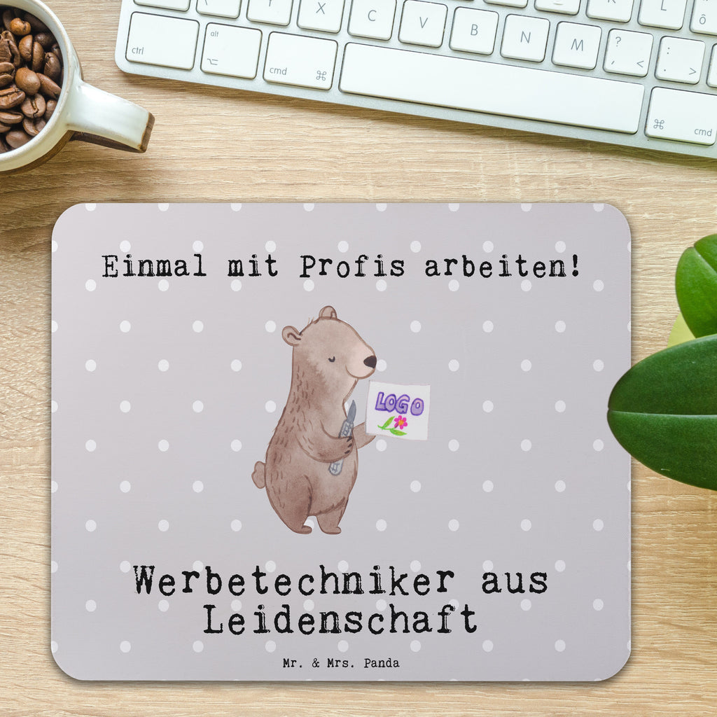 Mauspad Werbetechniker aus Leidenschaft Mousepad, Computer zubehör, Büroausstattung, PC Zubehör, Arbeitszimmer, Mauspad, Einzigartiges Mauspad, Designer Mauspad, Mausunterlage, Mauspad Büro, Beruf, Ausbildung, Jubiläum, Abschied, Rente, Kollege, Kollegin, Geschenk, Schenken, Arbeitskollege, Mitarbeiter, Firma, Danke, Dankeschön