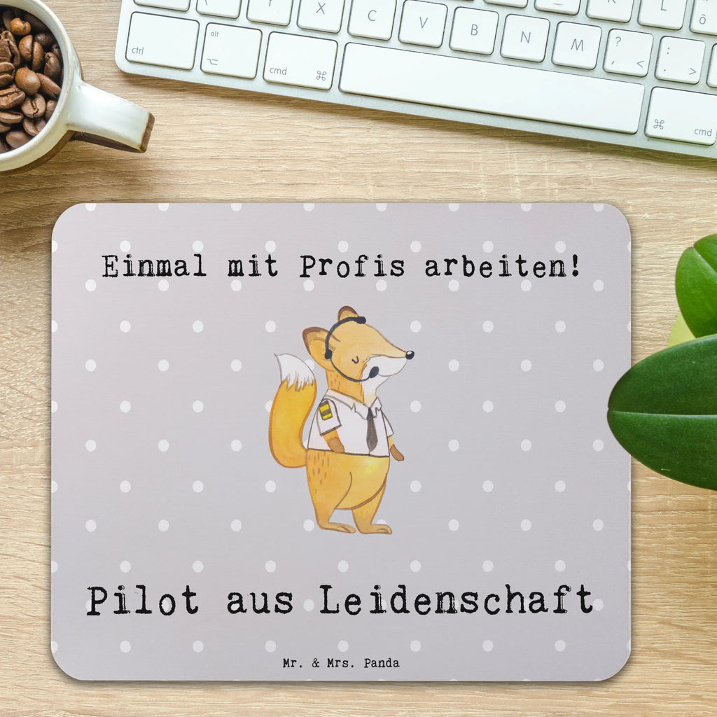 Mauspad Pilot aus Leidenschaft Mousepad, Computer zubehör, Büroausstattung, PC Zubehör, Arbeitszimmer, Mauspad, Einzigartiges Mauspad, Designer Mauspad, Mausunterlage, Mauspad Büro, Beruf, Ausbildung, Jubiläum, Abschied, Rente, Kollege, Kollegin, Geschenk, Schenken, Arbeitskollege, Mitarbeiter, Firma, Danke, Dankeschön, Pilot, Flugkapitän, Cockpit, Flugzeug