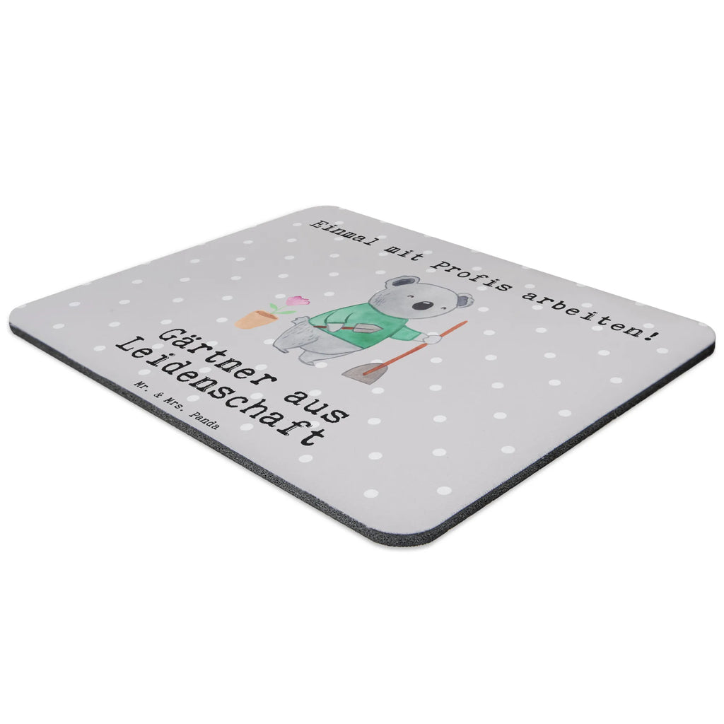 Mauspad Gärtner aus Leidenschaft Mousepad, Computer zubehör, Büroausstattung, PC Zubehör, Arbeitszimmer, Mauspad, Einzigartiges Mauspad, Designer Mauspad, Mausunterlage, Mauspad Büro, Beruf, Ausbildung, Jubiläum, Abschied, Rente, Kollege, Kollegin, Geschenk, Schenken, Arbeitskollege, Mitarbeiter, Firma, Danke, Dankeschön, Gärtner, Gartenplaner, Gärtnerei, Gartenbau, Hobbygärtner, Garten- und Landschaftsbauer