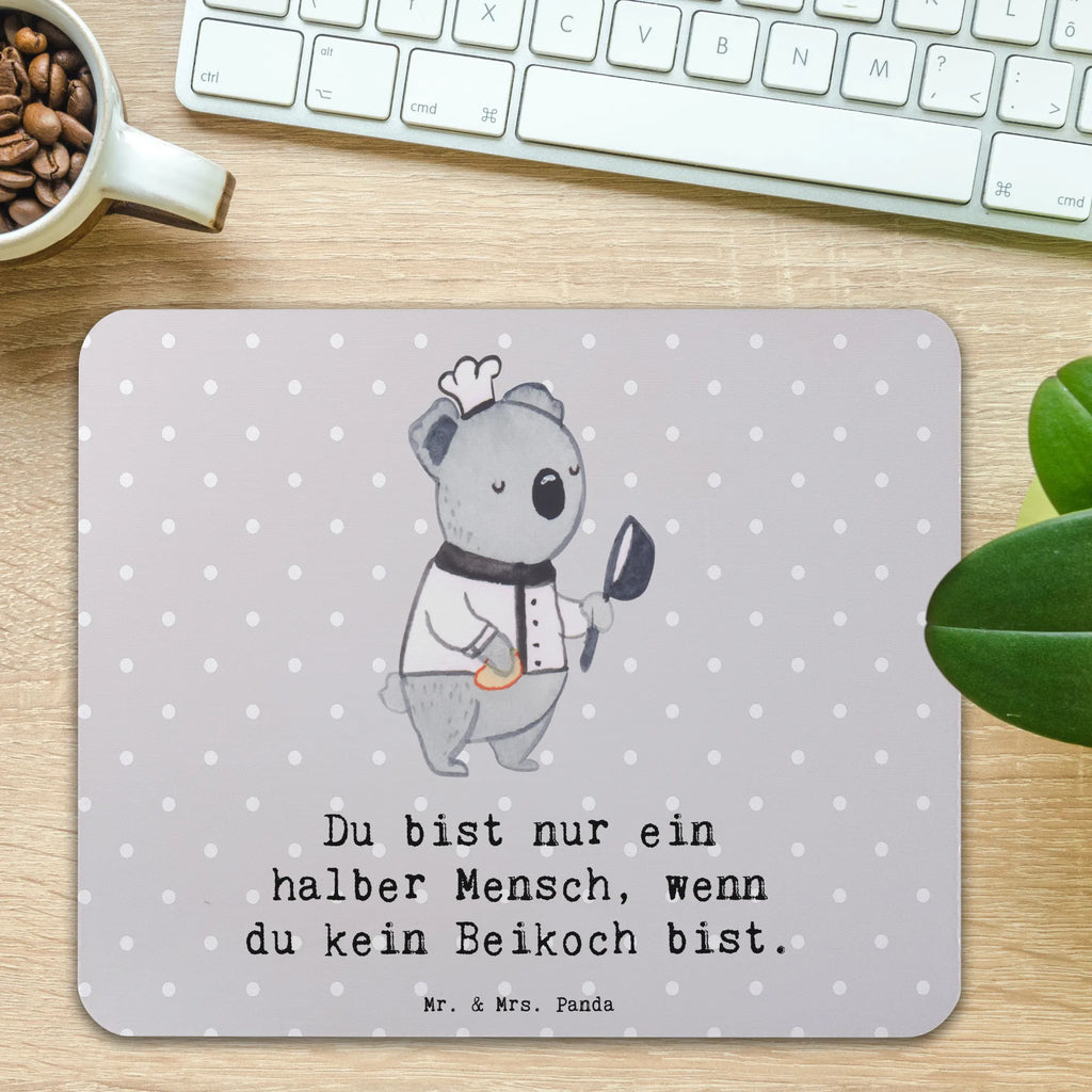 Mauspad Beikoch mit Herz Mousepad, Computer zubehör, Büroausstattung, PC Zubehör, Arbeitszimmer, Mauspad, Einzigartiges Mauspad, Designer Mauspad, Mausunterlage, Mauspad Büro, Beruf, Ausbildung, Jubiläum, Abschied, Rente, Kollege, Kollegin, Geschenk, Schenken, Arbeitskollege, Mitarbeiter, Firma, Danke, Dankeschön, Beikoch, Spülhilfe, Hilfskoch, Jungkoch, Küchenhilfe, Gastronomie, Restaurant, Koch