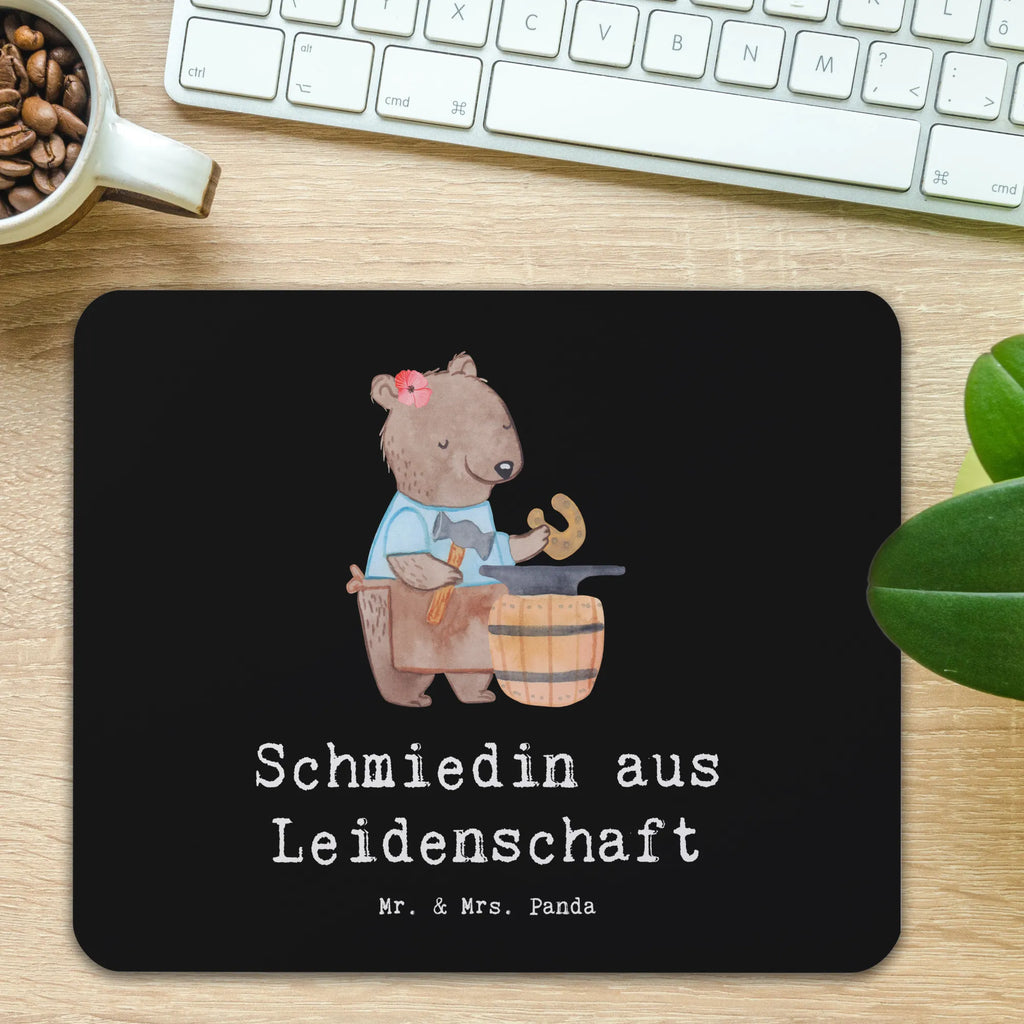 Mauspad Schmiedin aus Leidenschaft Mousepad, Computer zubehör, Büroausstattung, PC Zubehör, Arbeitszimmer, Mauspad, Einzigartiges Mauspad, Designer Mauspad, Mausunterlage, Mauspad Büro, Beruf, Ausbildung, Jubiläum, Abschied, Rente, Kollege, Kollegin, Geschenk, Schenken, Arbeitskollege, Mitarbeiter, Firma, Danke, Dankeschön