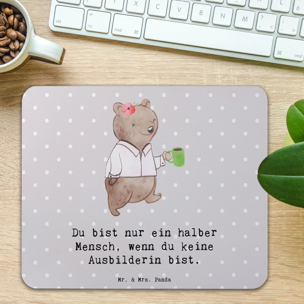 Mauspad Ausbilderin mit Herz Mousepad, Computer zubehör, Büroausstattung, PC Zubehör, Arbeitszimmer, Mauspad, Einzigartiges Mauspad, Designer Mauspad, Mausunterlage, Mauspad Büro, Beruf, Ausbildung, Jubiläum, Abschied, Rente, Kollege, Kollegin, Geschenk, Schenken, Arbeitskollege, Mitarbeiter, Firma, Danke, Dankeschön, Ausbilderin, Tutorin, Ausbilderprüfung