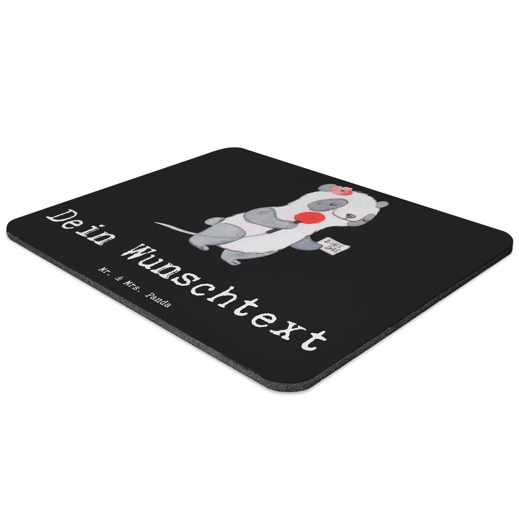 Personalisiertes Mauspad Sportreporterin mit Herz Personalisiertes Mousepad, Personalisiertes Mouse Pad, Personalisiertes Mauspad, Mauspad mit Namen, Mousepad mit Namen, Mauspad bedrucken, Mousepad bedrucken, Namensaufdruck, selbst bedrucken, Arbeitszimmer Geschenk, Büro Geschenk, Mouse Pad mit Namen, Selbst bedrucken, Individuelles Mauspad, Einzigartiges Mauspad, Mauspad mit Namen gestalten, Beruf, Ausbildung, Jubiläum, Abschied, Rente, Kollege, Kollegin, Geschenk, Schenken, Arbeitskollege, Mitarbeiter, Firma, Danke, Dankeschön