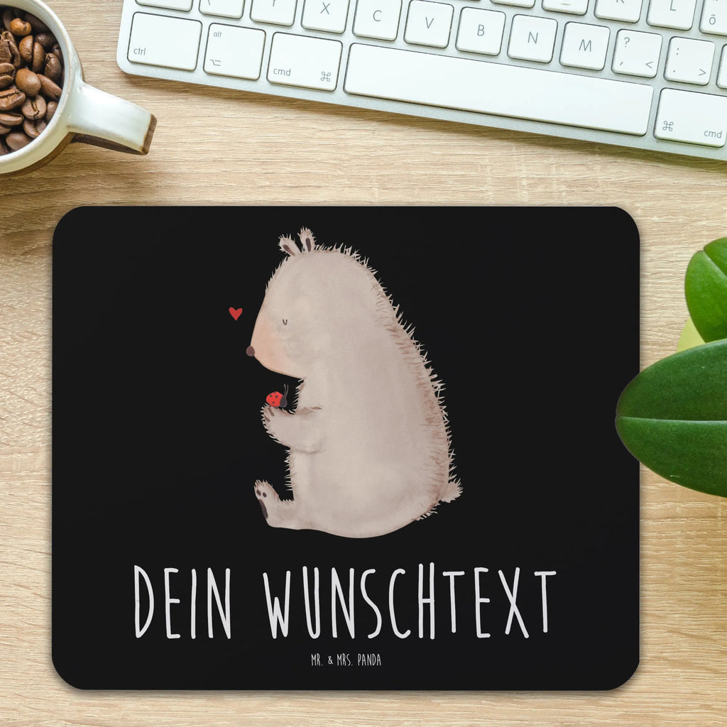 Personalisiertes Mauspad Bär mit Marienkäfer Personalisiertes Mousepad, Personalisiertes Mouse Pad, Personalisiertes Mauspad, Mauspad mit Namen, Mousepad mit Namen, Mauspad bedrucken, Mousepad bedrucken, Namensaufdruck, selbst bedrucken, Arbeitszimmer Geschenk, Büro Geschenk, Mouse Pad mit Namen, Selbst bedrucken, Individuelles Mauspad, Einzigartiges Mauspad, Mauspad mit Namen gestalten, Bär, Teddy, Teddybär, Marienkäfer, Liebe, Freiheit, Motivation, Das Leben ist schön