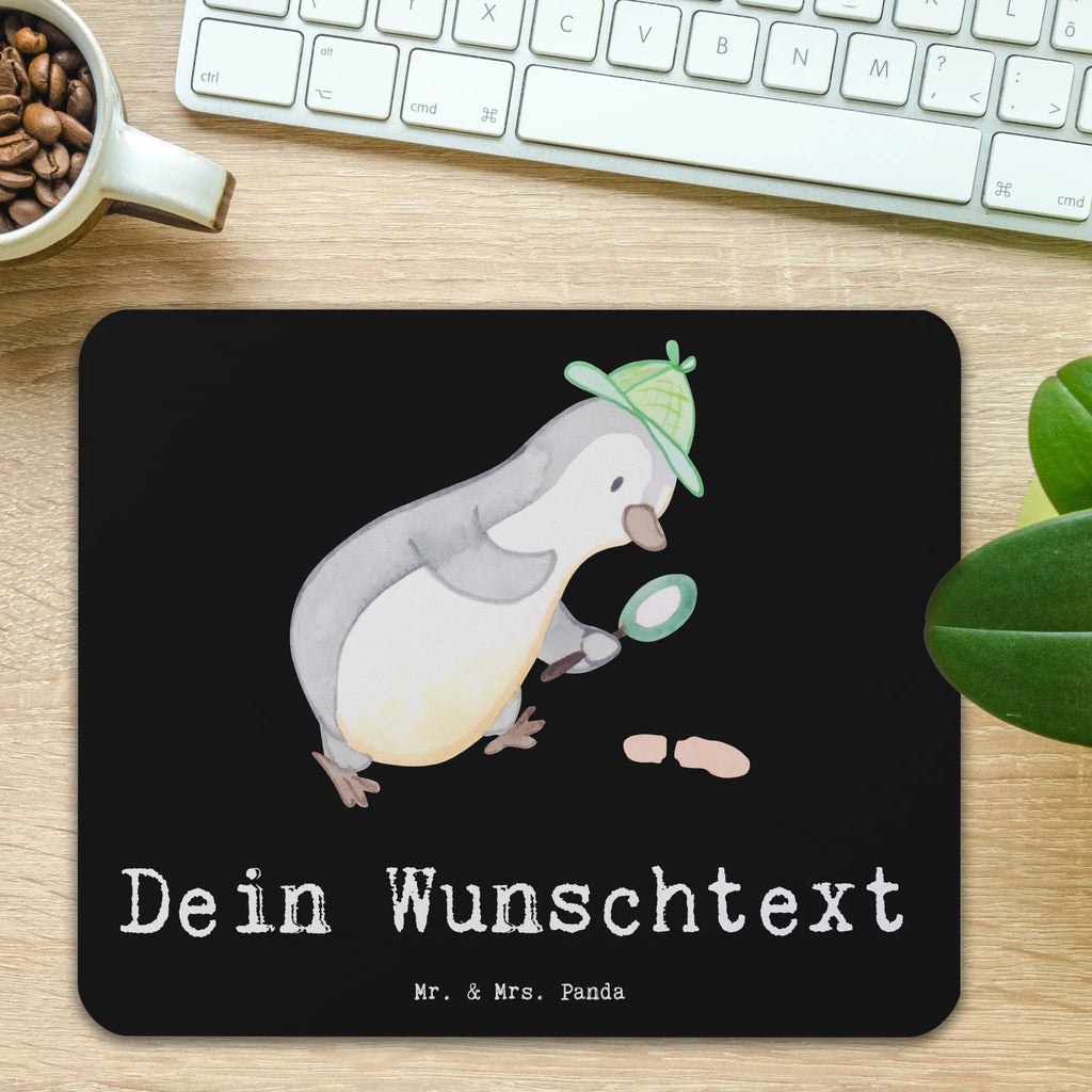 Personalisiertes Mauspad Detektiv mit Herz Personalisiertes Mousepad, Personalisiertes Mouse Pad, Personalisiertes Mauspad, Mauspad mit Namen, Mousepad mit Namen, Mauspad bedrucken, Mousepad bedrucken, Namensaufdruck, selbst bedrucken, Arbeitszimmer Geschenk, Büro Geschenk, Mouse Pad mit Namen, Selbst bedrucken, Individuelles Mauspad, Einzigartiges Mauspad, Mauspad mit Namen gestalten, Beruf, Ausbildung, Jubiläum, Abschied, Rente, Kollege, Kollegin, Geschenk, Schenken, Arbeitskollege, Mitarbeiter, Firma, Danke, Dankeschön, Detektiv, Ermittler, Agent, Privatdetektei, Berufsdetektiv, Wirtschaftsdetektei, Detektivausbildung, Spurensuche