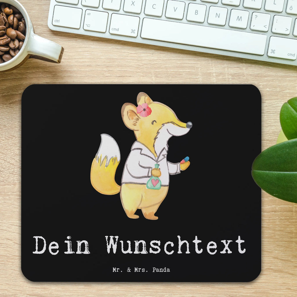 Personalisiertes Mauspad Apothekerin mit Herz Personalisiertes Mousepad, Personalisiertes Mouse Pad, Personalisiertes Mauspad, Mauspad mit Namen, Mousepad mit Namen, Mauspad bedrucken, Mousepad bedrucken, Namensaufdruck, selbst bedrucken, Arbeitszimmer Geschenk, Büro Geschenk, Mouse Pad mit Namen, Selbst bedrucken, Individuelles Mauspad, Einzigartiges Mauspad, Mauspad mit Namen gestalten, Beruf, Ausbildung, Jubiläum, Abschied, Rente, Kollege, Kollegin, Geschenk, Schenken, Arbeitskollege, Mitarbeiter, Firma, Danke, Dankeschön, Apothekerin, Pharmazie, Staatsexamen, Approbation, Eröffnung Apotheke