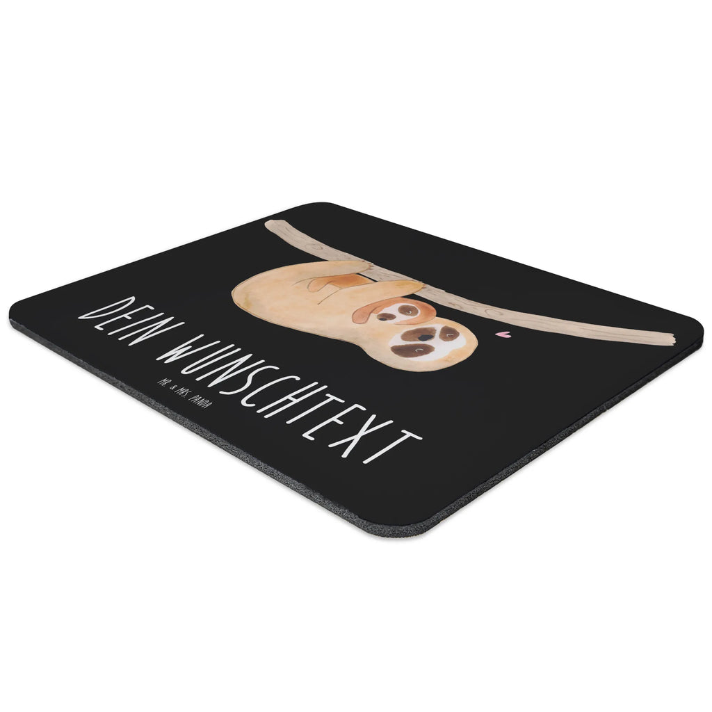 Personalisiertes Mauspad Faultier mit Kind Personalisiertes Mousepad, Personalisiertes Mouse Pad, Personalisiertes Mauspad, Mauspad mit Namen, Mousepad mit Namen, Mauspad bedrucken, Mousepad bedrucken, Namensaufdruck, selbst bedrucken, Arbeitszimmer Geschenk, Büro Geschenk, Mouse Pad mit Namen, Selbst bedrucken, Individuelles Mauspad, Einzigartiges Mauspad, Mauspad mit Namen gestalten, Faultier, Faultier Geschenk, Faultier Deko, Kind, Baby, Liebe, Mutter, Mama, Geburt, Kinder, Faulheit, Spaß, Niedlichkeit