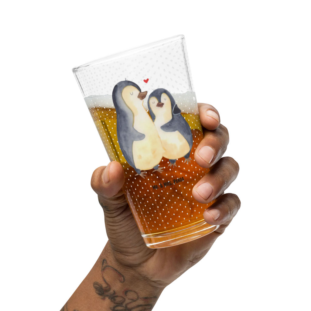 Premium Trinkglas Pinguin umarmend Trinkglas, Glas, Pint Glas, Bierglas, Cocktail Glas, Wasserglas, Pinguin, Liebe, Liebespaar, Liebesbeweis, Liebesgeschenk, Verlobung, Jahrestag, Hochzeitstag, Hochzeit, Hochzeitsgeschenk