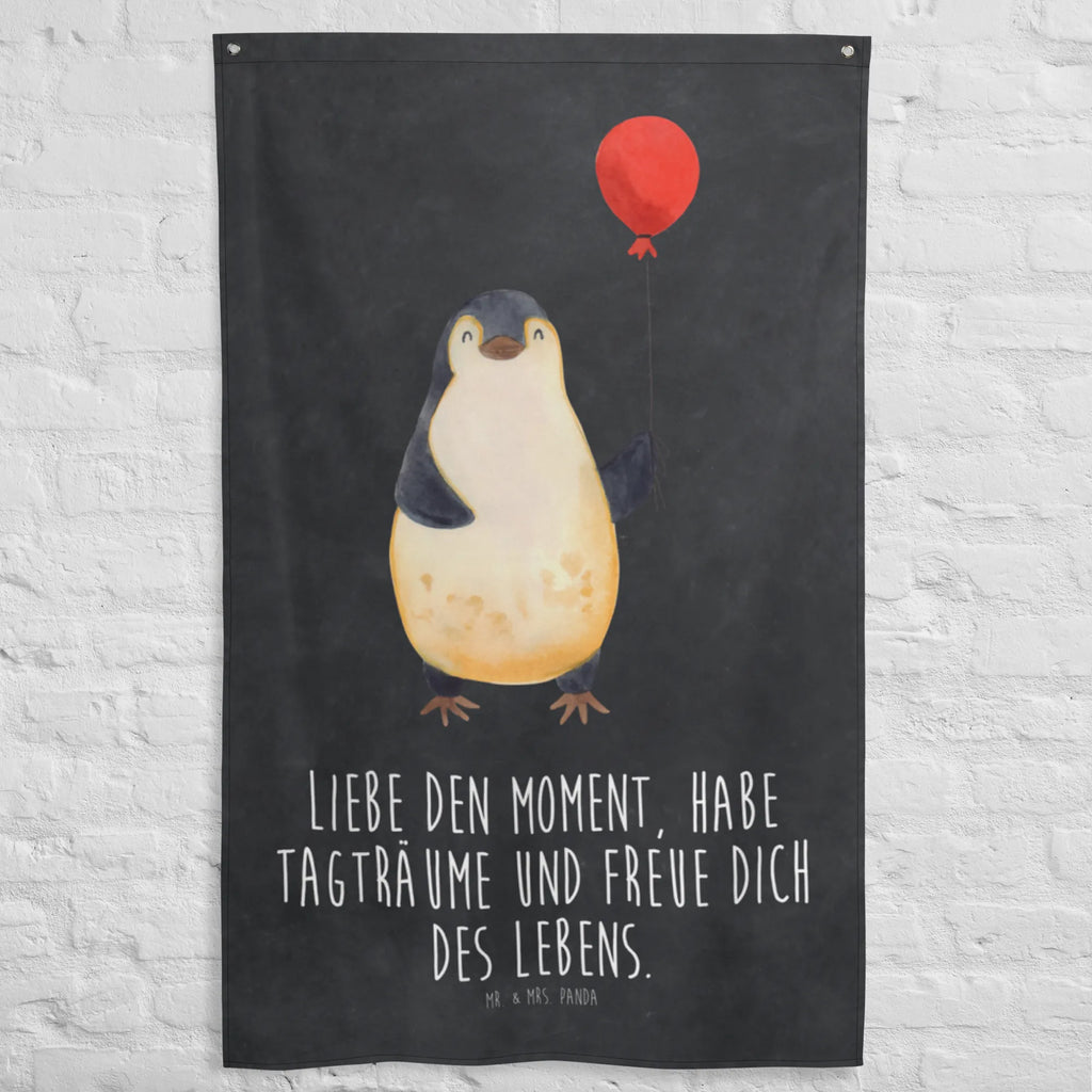 Wandteppich Pinguin Luftballon Wandbehang, Dekoration, Boho, Wandteppich, Wandtuch, Wanddeko, Tapisserie, Tapestry, Wandbild, Textil-Kunst, Schmuck-Wandbehang, Wand Deko, Kinderzimmer, Kinderzimmer Wand, Kinderzimmer Deko, Kinderzimmer Wanddeko, Pinguin, Pinguine, Luftballon, Tagträume, Lebenslust, Geschenk Freundin, Geschenkidee, beste Freundin, Motivation, Neustart, neues Leben, Liebe, Glück