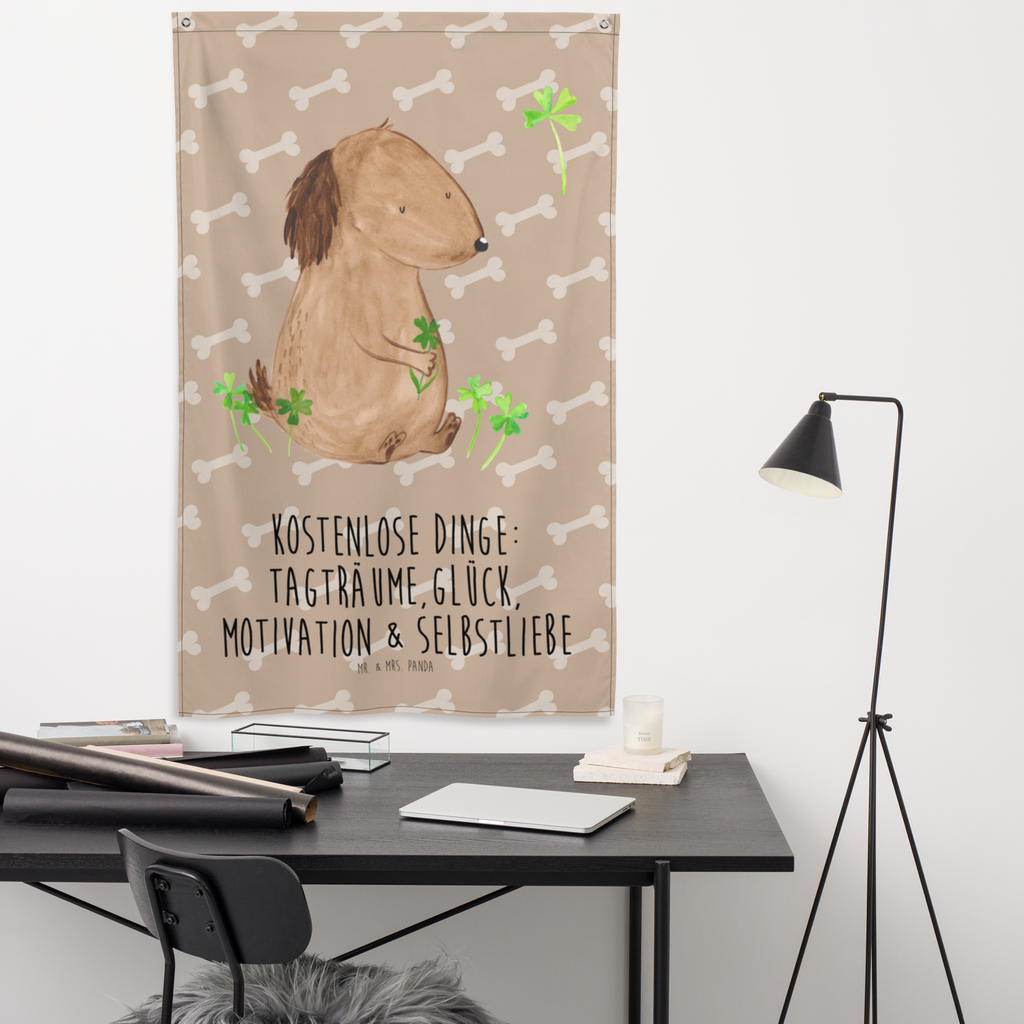 Wandteppich Hund Kleeblatt Wandbehang, Dekoration, Boho, Wandteppich, Wandtuch, Wanddeko, Tapisserie, Tapestry, Wandbild, Textil-Kunst, Schmuck-Wandbehang, Wand Deko, Kinderzimmer, Kinderzimmer Wand, Kinderzimmer Deko, Kinderzimmer Wanddeko, Hund, Hundemotiv, Haustier, Hunderasse, Tierliebhaber, Hundebesitzer, Sprüche, Kleeblatt, Glück, Tagträume, Motivation, Neuanfang, Geschenk, Glücksbringer, Selbstliebe, Achtsamkeit