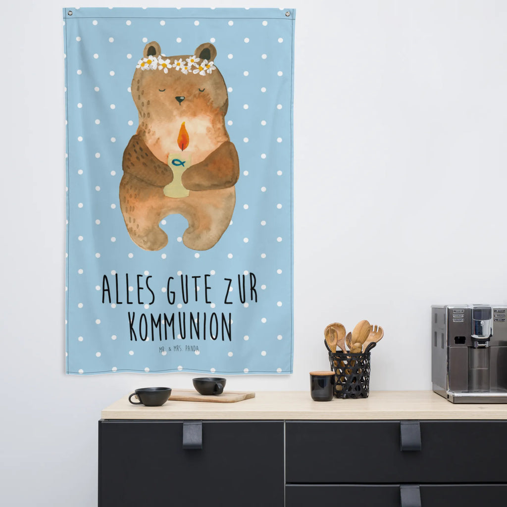 Wandteppich Kommunion-Bär Wandbehang, Dekoration, Boho, Wandteppich, Wandtuch, Wanddeko, Tapisserie, Tapestry, Wandbild, Textil-Kunst, Schmuck-Wandbehang, Wand Deko, Kinderzimmer, Kinderzimmer Wand, Kinderzimmer Deko, Kinderzimmer Wanddeko, Bär, Teddy, Teddybär, Kommunion, Gottes Segen, Taufkerze, katholisch