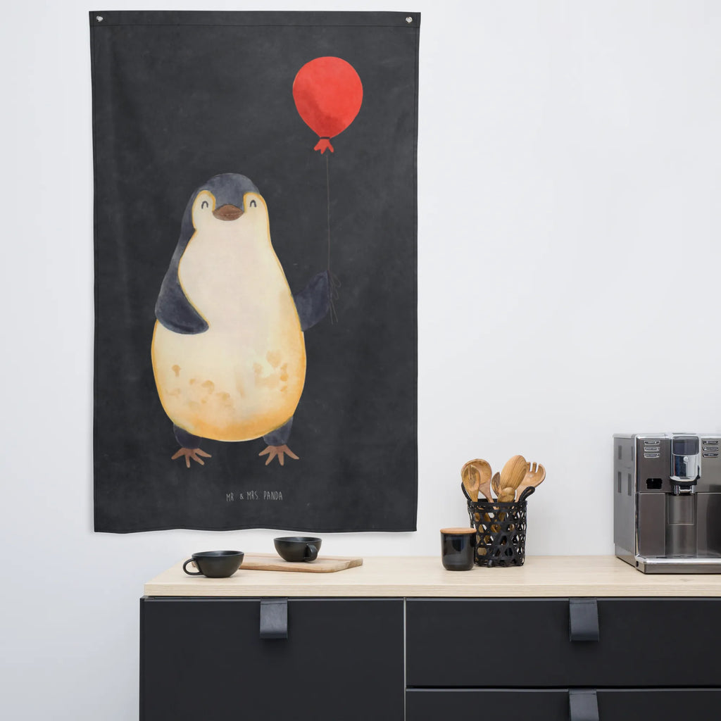 Wandteppich Pinguin Luftballon Wandbehang, Dekoration, Boho, Wandteppich, Wandtuch, Wanddeko, Tapisserie, Tapestry, Wandbild, Textil-Kunst, Schmuck-Wandbehang, Wand Deko, Kinderzimmer, Kinderzimmer Wand, Kinderzimmer Deko, Kinderzimmer Wanddeko, Pinguin, Pinguine, Luftballon, Tagträume, Lebenslust, Geschenk Freundin, Geschenkidee, beste Freundin, Motivation, Neustart, neues Leben, Liebe, Glück