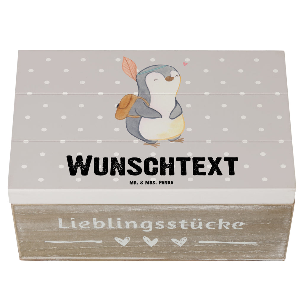 Personalisierte Holzkiste Pinguin Ausflug Holzkiste mit Namen, Kiste mit Namen, Schatzkiste mit Namen, Truhe mit Namen, Schatulle mit Namen, Erinnerungsbox mit Namen, Erinnerungskiste, mit Namen, Dekokiste mit Namen, Aufbewahrungsbox mit Namen, Holzkiste Personalisiert, Kiste Personalisiert, Schatzkiste Personalisiert, Truhe Personalisiert, Schatulle Personalisiert, Erinnerungsbox Personalisiert, Erinnerungskiste Personalisiert, Dekokiste Personalisiert, Aufbewahrungsbox Personalisiert, Geschenkbox personalisiert, GEschenkdose personalisiert, Geschenk, Sport, Sportart, Hobby, Schenken, Danke, Dankeschön, Auszeichnung, Gewinn, Sportler, Ausflüge machen, reisen, Ausflug, Ausflugsziele