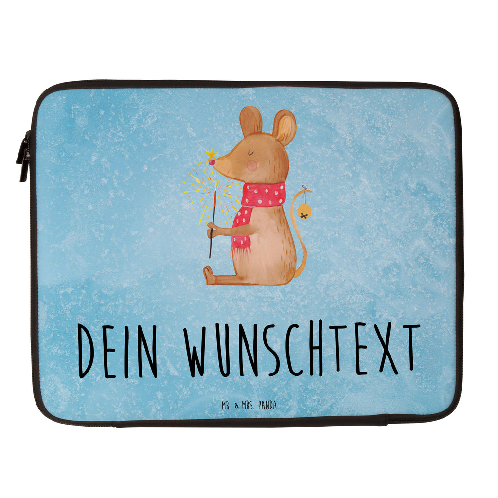 Personalisierte Notebook Tasche Weihnachtsmaus Personalisierte Notebook Tasche, Personalisierte Notebooktasche, Personalisierte Computertasche, Personalisierte Notebook-Reisehülle, Personalisierte Laptop Hülle, Personalisierte Laptop Tasche, Notebook Tasche personalisiert, Notebook Tasche mit Namen, Notebook Tasche bedrucken, Winter, Weihnachten, Weihnachtsdeko, Nikolaus, Advent, Heiligabend, Wintermotiv, Frohe Weihnachten, Weihnachtsgruß, Weihnachtsmotiv, Maus, Mäuschen, Weihnachtswunder