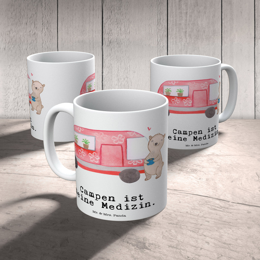 Tasse Bär Camper Tasse, Kaffeetasse, Teetasse, Becher, Kaffeebecher, Teebecher, Keramiktasse, Porzellantasse, Büro Tasse, Geschenk Tasse, Tasse Sprüche, Tasse Motive, Kaffeetassen, Tasse bedrucken, Designer Tasse, Cappuccino Tassen, Schöne Teetassen, Geschenk, Sport, Sportart, Hobby, Schenken, Danke, Dankeschön, Auszeichnung, Gewinn, Sportler, Camper, Campen, Zelten, Campingplatz, Wohnmobil, Roadtrip, Urlaub