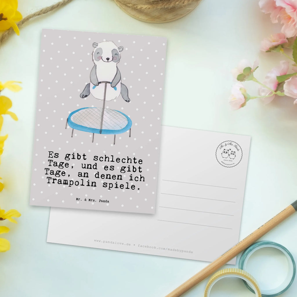 Postkarte Panda Trampolin springen Postkarte, Karte, Geschenkkarte, Grußkarte, Einladung, Ansichtskarte, Geburtstagskarte, Einladungskarte, Dankeskarte, Ansichtskarten, Einladung Geburtstag, Einladungskarten Geburtstag, Geschenk, Sport, Sportart, Hobby, Schenken, Danke, Dankeschön, Auszeichnung, Gewinn, Sportler, Trampolin springen, Trampolin Springen, Trampolin Turnen, Fitnessstudio