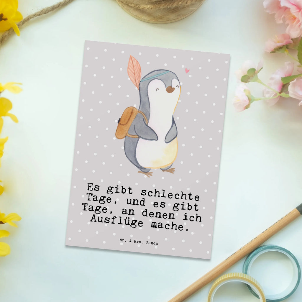 Postkarte Pinguin Ausflug Postkarte, Karte, Geschenkkarte, Grußkarte, Einladung, Ansichtskarte, Geburtstagskarte, Einladungskarte, Dankeskarte, Ansichtskarten, Einladung Geburtstag, Einladungskarten Geburtstag, Geschenk, Sport, Sportart, Hobby, Schenken, Danke, Dankeschön, Auszeichnung, Gewinn, Sportler, Ausflüge machen, reisen, Ausflug, Ausflugsziele