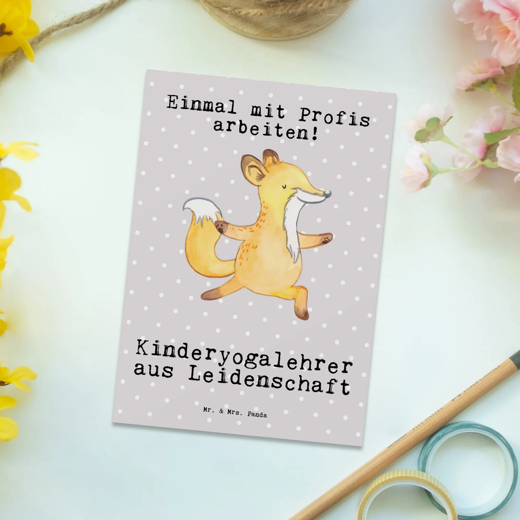 Postkarte Kinderyogalehrer aus Leidenschaft Postkarte, Karte, Geschenkkarte, Grußkarte, Einladung, Ansichtskarte, Geburtstagskarte, Einladungskarte, Dankeskarte, Ansichtskarten, Einladung Geburtstag, Einladungskarten Geburtstag, Beruf, Ausbildung, Jubiläum, Abschied, Rente, Kollege, Kollegin, Geschenk, Schenken, Arbeitskollege, Mitarbeiter, Firma, Danke, Dankeschön