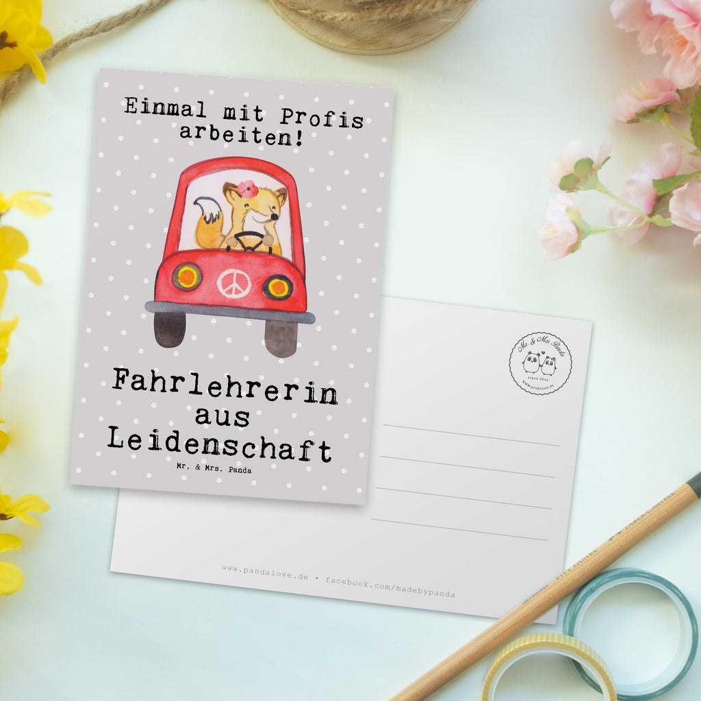 Postkarte Fahrlehrerin Leidenschaft Postkarte, Karte, Geschenkkarte, Grußkarte, Einladung, Ansichtskarte, Geburtstagskarte, Einladungskarte, Dankeskarte, Ansichtskarten, Einladung Geburtstag, Einladungskarten Geburtstag, Beruf, Ausbildung, Jubiläum, Abschied, Rente, Kollege, Kollegin, Geschenk, Schenken, Arbeitskollege, Mitarbeiter, Firma, Danke, Dankeschön, Fahrlehrerin, Fahrschule, Fahrschullehrerin