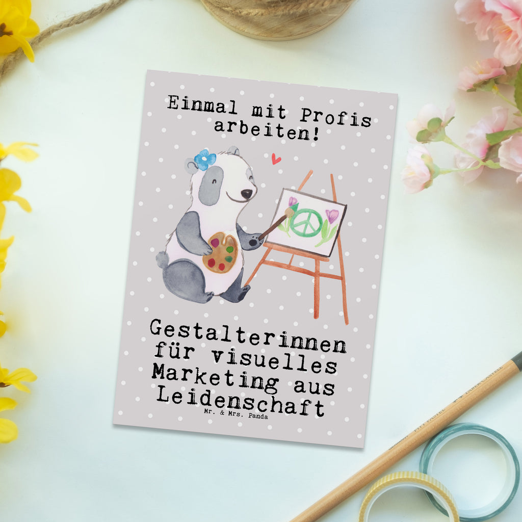 Postkarte Gestalterinnen für visuelles Marketing aus Leidenschaft Postkarte, Karte, Geschenkkarte, Grußkarte, Einladung, Ansichtskarte, Geburtstagskarte, Einladungskarte, Dankeskarte, Ansichtskarten, Einladung Geburtstag, Einladungskarten Geburtstag, Beruf, Ausbildung, Jubiläum, Abschied, Rente, Kollege, Kollegin, Geschenk, Schenken, Arbeitskollege, Mitarbeiter, Firma, Danke, Dankeschön