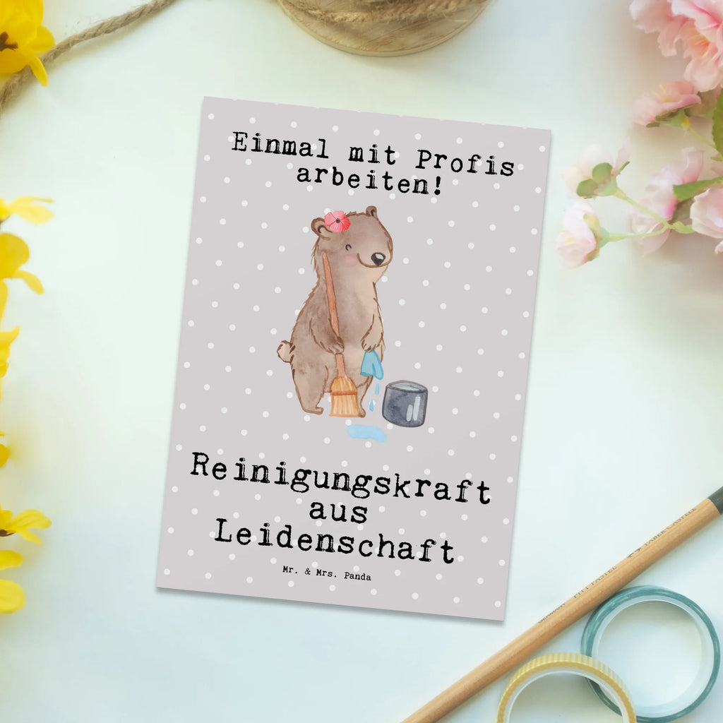 Postkarte Reinigungskraft Leidenschaft Postkarte, Karte, Geschenkkarte, Grußkarte, Einladung, Ansichtskarte, Geburtstagskarte, Einladungskarte, Dankeskarte, Ansichtskarten, Einladung Geburtstag, Einladungskarten Geburtstag, Beruf, Ausbildung, Jubiläum, Abschied, Rente, Kollege, Kollegin, Geschenk, Schenken, Arbeitskollege, Mitarbeiter, Firma, Danke, Dankeschön