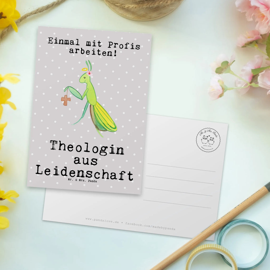 Postkarte Theologin aus Leidenschaft Postkarte, Karte, Geschenkkarte, Grußkarte, Einladung, Ansichtskarte, Geburtstagskarte, Einladungskarte, Dankeskarte, Ansichtskarten, Einladung Geburtstag, Einladungskarten Geburtstag, Beruf, Ausbildung, Jubiläum, Abschied, Rente, Kollege, Kollegin, Geschenk, Schenken, Arbeitskollege, Mitarbeiter, Firma, Danke, Dankeschön