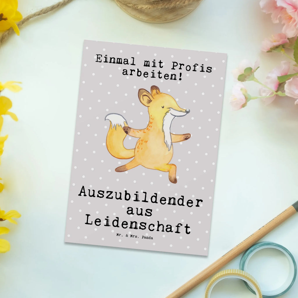 Postkarte Auszubildender aus Leidenschaft Postkarte, Karte, Geschenkkarte, Grußkarte, Einladung, Ansichtskarte, Geburtstagskarte, Einladungskarte, Dankeskarte, Ansichtskarten, Einladung Geburtstag, Einladungskarten Geburtstag, Beruf, Ausbildung, Jubiläum, Abschied, Rente, Kollege, Kollegin, Geschenk, Schenken, Arbeitskollege, Mitarbeiter, Firma, Danke, Dankeschön, Auszubildender, Azubi, Ausbildungsbeginn, Abschlussprüfung, Beginn der Ausbildung, Glücksbringer zur Ausbildung, Preis