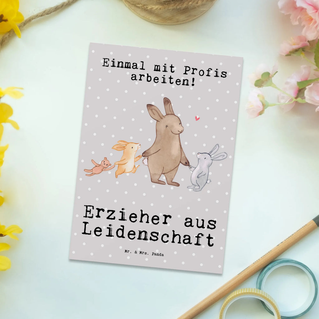 Postkarte Erzieher aus Leidenschaft Postkarte, Karte, Geschenkkarte, Grußkarte, Einladung, Ansichtskarte, Geburtstagskarte, Einladungskarte, Dankeskarte, Ansichtskarten, Einladung Geburtstag, Einladungskarten Geburtstag, Beruf, Ausbildung, Jubiläum, Abschied, Rente, Kollege, Kollegin, Geschenk, Schenken, Arbeitskollege, Mitarbeiter, Firma, Danke, Dankeschön, Erzieher, Kindergärtner, Pädagoge