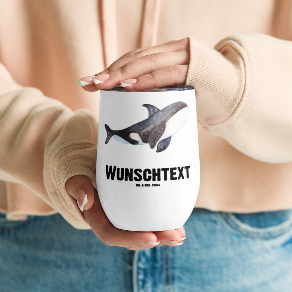 Personalisierter Weinbecher Orca Personalisierter Weinbecher, Personalisierter Glühwein Becher, Heißgetränke, Personalisierter Trinkbecher, Personalisierter Weinkelch, Personalisiertes Weingläser, hochwertiger Weinbecher, Weinbecher Reisen, Weinbecher unterwegs, Personalisertes Sommerglas, mit Namen, Wunschtext, Personalisierung, selbst bedrucken, Personalisiertes Weinglas, Meerestiere, Meer, Urlaub, Orca, Orcas, Killerwal, Wal, Möglichkeiten, Büro, Arbeit, Motivation, Selbstliebe, Neustart, Startup