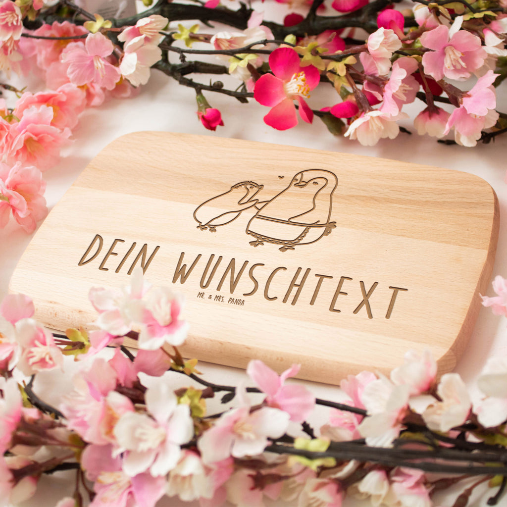 Personalisiertes Frühstücksbrett Pinguin mit Kind Personalisiertes Frühstücksbrett, Frühstücksbrett mit Namen, Personalisiertes Holzbrett, Personalisiertes Schneidebrett, Personalisiertes Schneidebrett Holz, FPersonalisiertes rühstücksbrettchen, Personalisiertes Küchenbrett, Personalisiertes Holzschneidebrett, Personalisiertes Küchenbrettchen, Personalisierte Frühstücksplatte, Personalisiertes Servierbrett, Personalisierte Servierplatte, Personalisiertes Brotbrett, Holzbrett mit Namen, Schneidebrett mit Namen, Schneidebrett Holz mit Namen, Frühstücksbrettchen mit Namen, Küchenbrett mit Namen, Holzschneidebrett mit Namen, Küchenbrettchen mit Namen, Frühstücksplatte mit Namen, Servierbrett mit Namen, Servierplatte mit Namen, Brotbrett mit Namen, Schneidebrett gravieren, Schneidebrett Wunschname, Familie, Vatertag, Muttertag, Bruder, Schwester, Mama, Papa, Oma, Opa, Geschenk, Mami, Mutti, Mutter, Geburststag