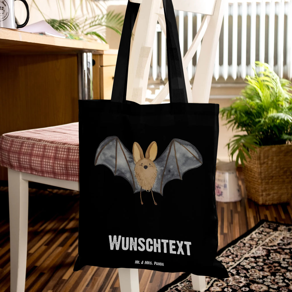 Personalisierte Tragetasche Fledermaus Flügel Personalisierte Beuteltasche, Personalisierter Beutel, Personalisierte Einkaufstasche, Personalisierter Jutebeutel, Personalisierter Stoffbeutel, Tragetasche mit Namen, Einkaufstasche mit Namen, Stoffbeutel mit Namen, Personalisierte Tasche, Personalisierte Jutetasche, Personalisierte Kindergartentasche, Tiermotive, Gute Laune, lustige Sprüche, Tiere