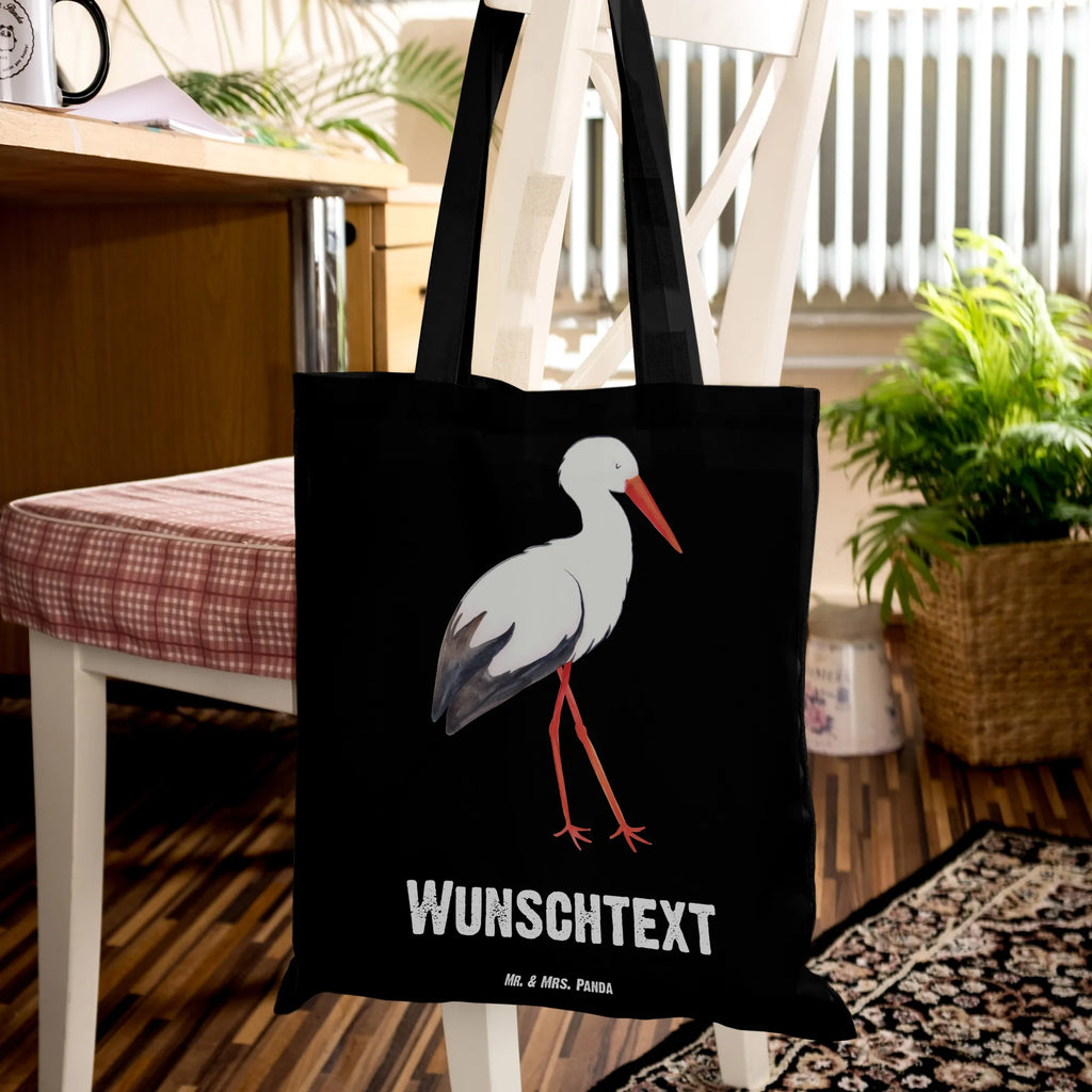 Personalisierte Tragetasche Storch Personalisierte Beuteltasche, Personalisierter Beutel, Personalisierte Einkaufstasche, Personalisierter Jutebeutel, Personalisierter Stoffbeutel, Tragetasche mit Namen, Einkaufstasche mit Namen, Stoffbeutel mit Namen, Personalisierte Tasche, Personalisierte Jutetasche, Personalisierte Kindergartentasche, Tiermotive, Gute Laune, lustige Sprüche, Tiere, Storch, Störche, Schwangerschaft, Geburt, Mutter, Mütter, Mutter werden, Schwanger, Babybauch, Baby