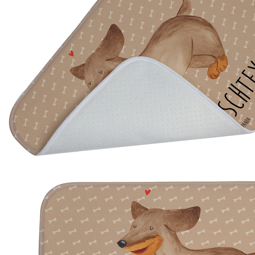 Personalisierter Badvorleger Hund Dackel fröhlich Personalisierte Badematte, Personalisierter Badteppich, Personalisierter Duschvorleger, Personalisierter Badezimmerteppich, Personalisierter Badezimmermatte, Personalisierter Badvorleger, Personalisierter Duschmatte, Personalisierter Duschteppich, Badematte mit Namen, Badteppich mit Namen, Duschvorleger mit Namen, Badezimmerteppich mit Namen, Badezimmermatte mit Namen, Badvorleger mit Namen, Duschmatte mit Namen, Duschteppich mit Namen, Wunschtext, Badvorleger selbst bedrucken, Wunschname, Personalisieren, Hund, Hundemotiv, Haustier, Hunderasse, Tierliebhaber, Hundebesitzer, Sprüche, Hunde, Dackel, Dachshund, happy dog