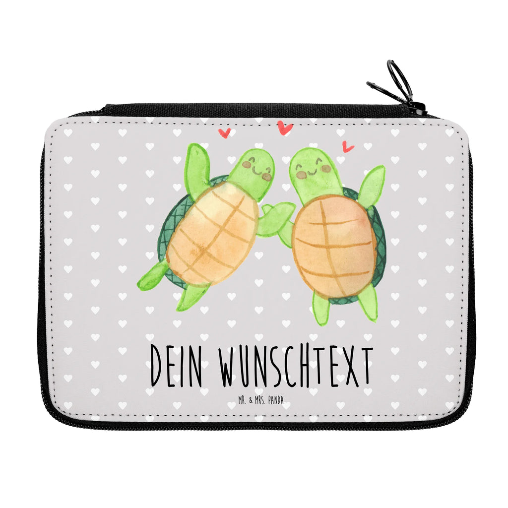 Personalisierte Federmappe Schildkröten Paar Personalisierte Federmappe, Personalisierte Stiftetasche, PersonalisierteS Stifte Etui, Schule, Einschulung, Geschenk, Kind, Schüler, Schülerin, Personalisierte Stifterolle, PersonalisierteS Federmäppchen, Motiv, Grundschule, Federmäppchen bedruckt, Büro Stifte Etui, Bestückte Federmappe, Kinder Federmappe, Federmappe Einschulung, Federmappe mit Namen, Stiftemappe mit Namen, Stifterolle mit Namen, Federmäppchen mit Namen, Liebe, Partner, Freund, Freundin, Ehemann, Ehefrau, Heiraten, Verlobung, Heiratsantrag, Liebesgeschenk, Jahrestag, Hocheitstag, Valentinstag, Geschenk für Frauen, Hochzeitstag, Mitbringsel, Geschenk für Freundin, Geschenk für Partner, Liebesbeweis, für Männer, für Ehemann